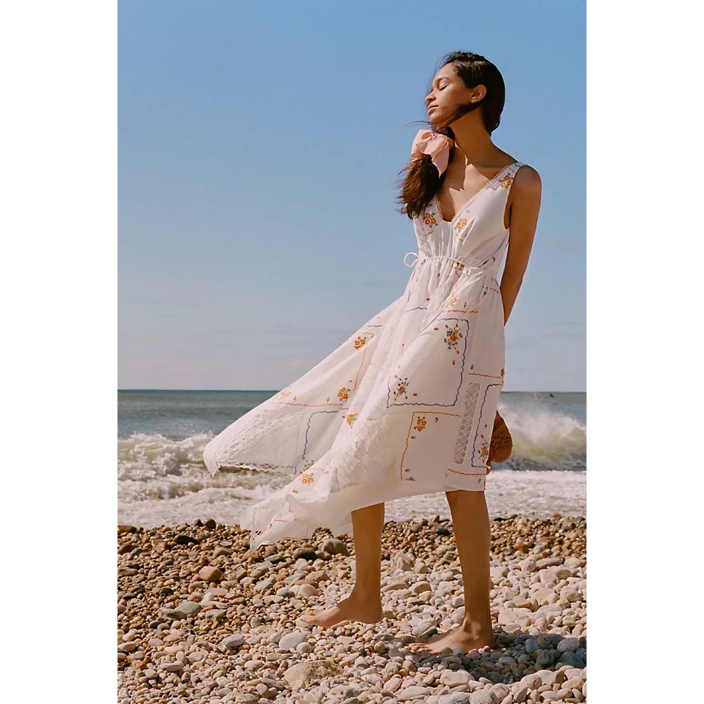 NWT ANTHROPOLOGIE EMBROIDERED PATCHWORK MAXI DRESS IN WHITE - Picture 6 of 8